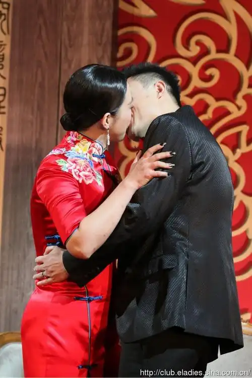 郝蕾大婚双喜临门 赵薇送上专属婚戒