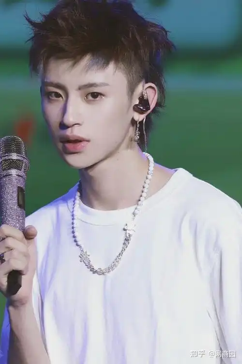 小鬼王琳凯音乐的世界里由我自定义