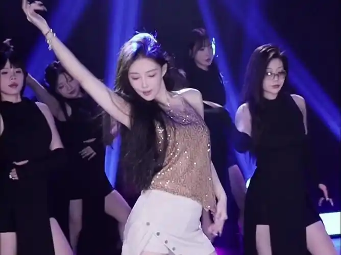 dy 王雨檬 5.17 热舞3