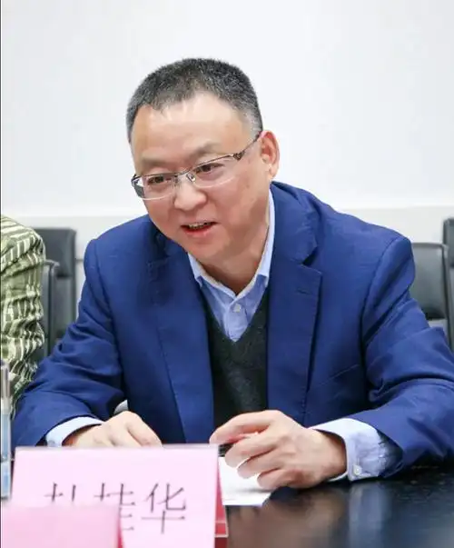 共青城市委副书记,市长刘阳青一行莅临上海市江西商会交流座谈