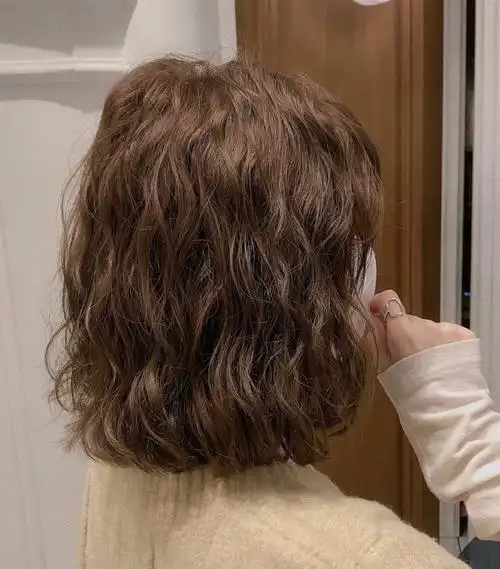 短发烫发蛋卷头法式烫发蓬松烫发圆脸发型推荐78