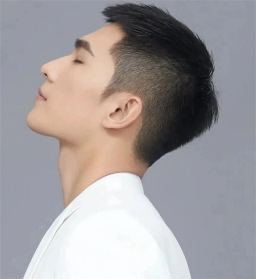 栗子头热度只增不减 今年流行剪此款发型_男士短发 - 美发站