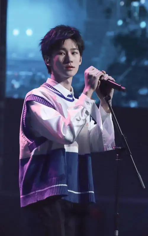 第十七期明星头像|tnt时代少年团张真源