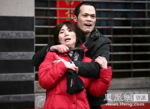 无锡警方成功解救一名被劫持人质(图)