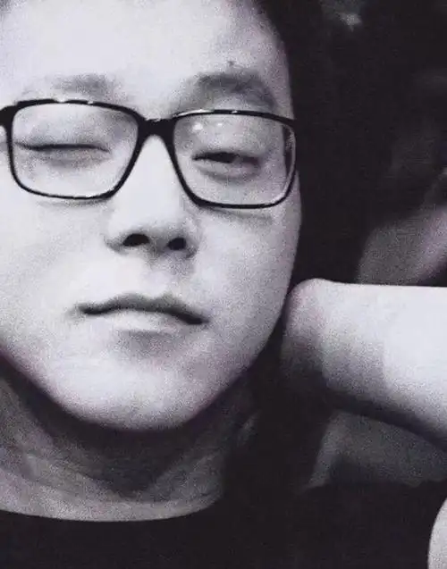 【图集】窦唯年轻时到底有多帅?连王菲都甘愿为他倒痰盂