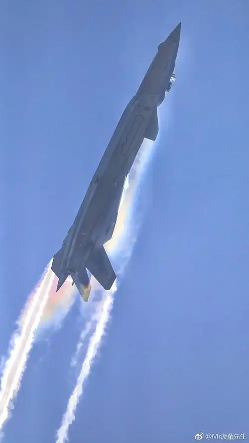 环球时报日本网友被歼20照片震撼无法用语言形容的美丽