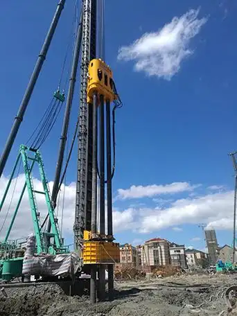 三轴搅拌桩机在杭州施工,案例中心,温州振中基础工程机械科技有限公司