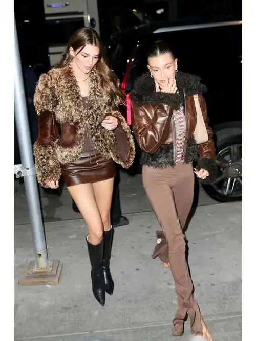 肯豆和海莉出街纽约