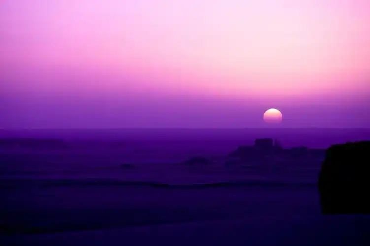 紫色色早晨 沙漠 4k图片,4k高清风景图片,娟娟壁纸