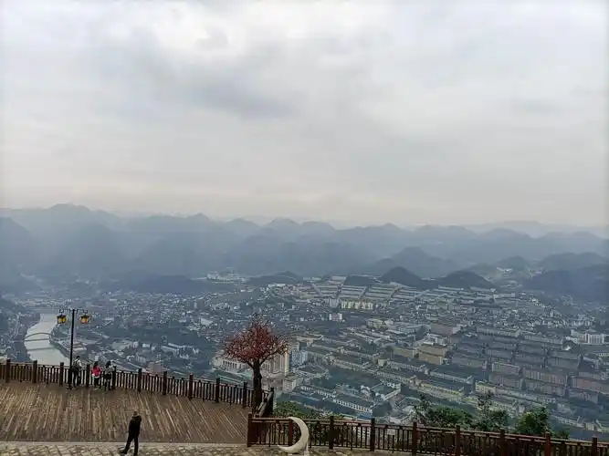 酒都·茅台镇·天酿景区鸟瞰全茅台镇