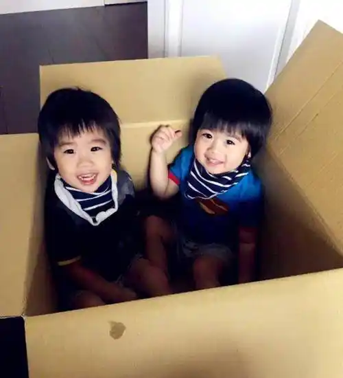 老婆元宵夜晒双胞胎萌照,意外曝光豪宅温馨装修_陈若仪_弟弟_kyson