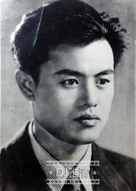 比如李亚林,他是"22大明星"之一.