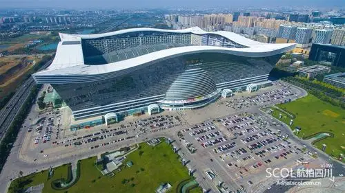 650亿卖环球中心航拍组图看最大单体建筑