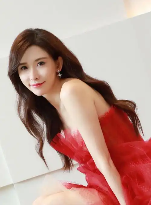 林志玲拿回400万《极挑》的通知费 真实日薪208万