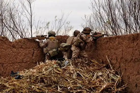 驻阿英军士兵称口粮不合胃口 饿着肚子打仗