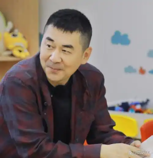 近年来,陈建斌作为一位备受瞩目的演员,不仅在影视作品中展现出出色的