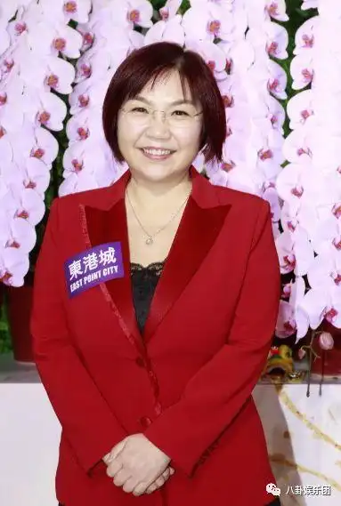 55岁麦玲玲纯纯兔美少女照出土珠圆玉润天生福相