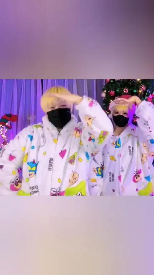 手势舞来啦 #宫蝶 #蜡笔小新睡衣 #exo初雪 #exo初雪手势舞 #初雪手势