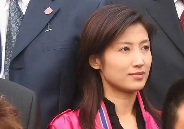 被曹云金爆料害惨的美女主持人,号称北卫一姐|春妮|刚强|娱乐圈|月亮