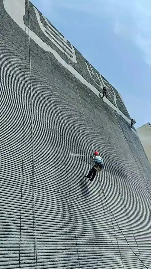 上海外墙出檐口多蜘蛛人吊绳作业