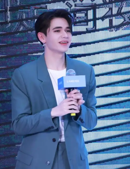 庆怜超话#庆怜#383736333833 上海兰芝