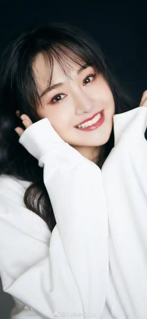 郑爽可爱小清新高清手机壁纸_明星_手机壁纸下载_美桌网