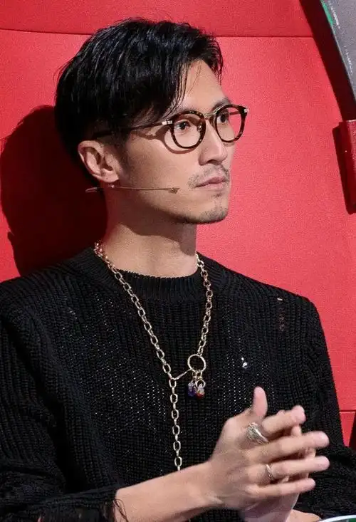 《好声音》谢霆锋战队4:3赢李健,谢霆锋出奇制胜,李健心服口服