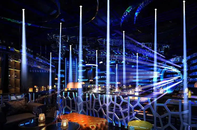 好的酒吧灯光,就从科尊舞台灯光厂家的灯具设备开始