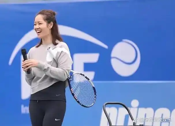 著名网球运动员李娜近日表示不希望让自己的孩子接受中国的教育,这话