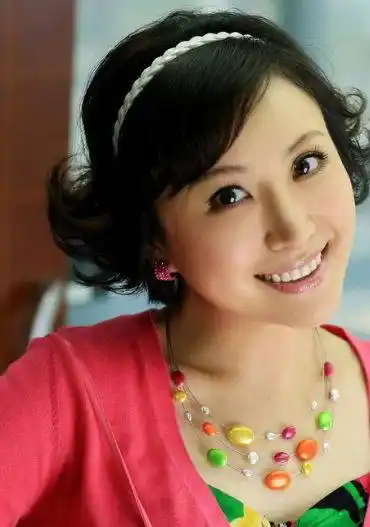 搞笑 言情 时装分类:徐峥郭京飞宋佳梅婷朱茵隋兰马苏车晓张歆艺主演