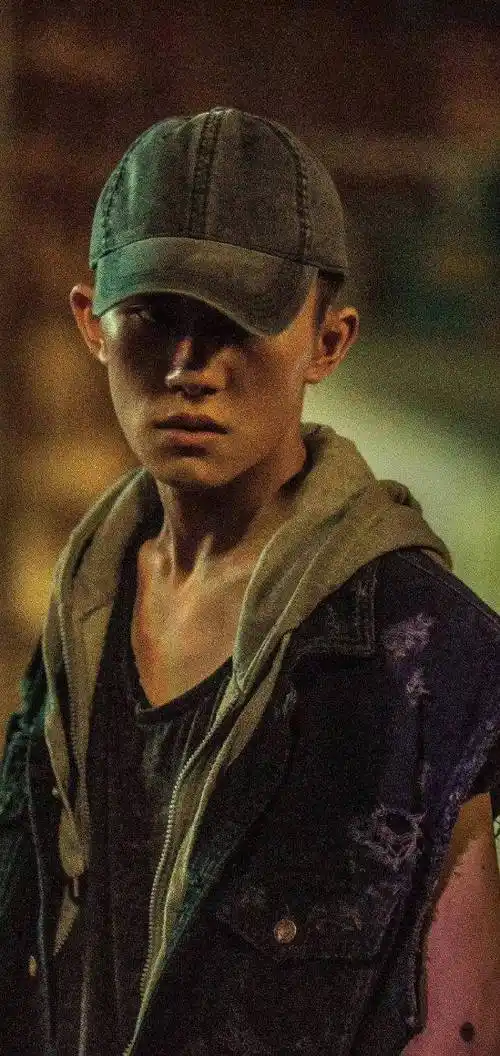 原创少年的你登陆国外院线韩网友的评论过于真实易烊千玺太长脸了