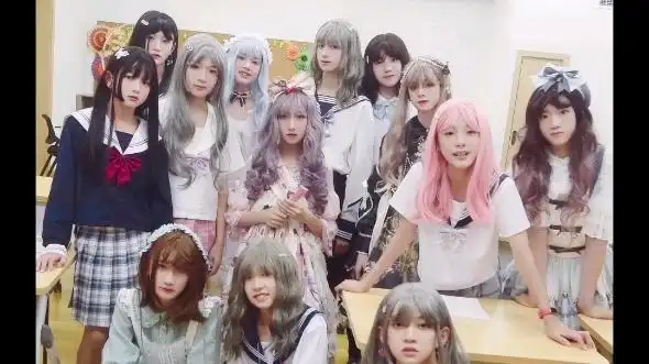 tf家族tf家族三代全员女装