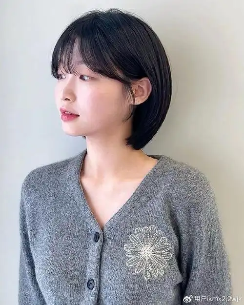 挂耳波波头,时尚与质感完美融合的发型,你喜欢吗