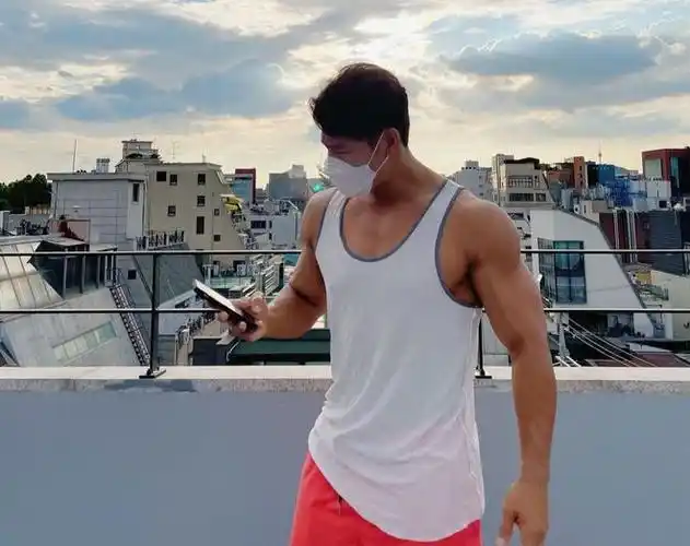 金钟国被质疑打药45岁激素水平838竟是普通男性的2倍