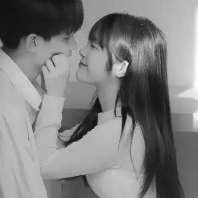 双人情侣头像超甜黑白高清图片