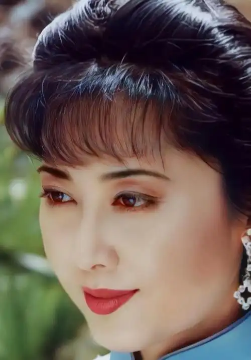 女王陛下――朱琳