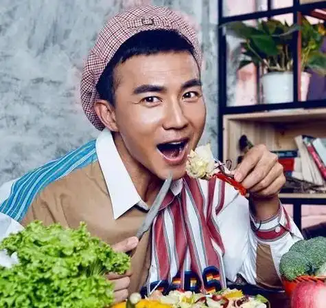 挣钱挣红眼的刘畊宏,终因他的野心被央视盯上,走上了"不归路"