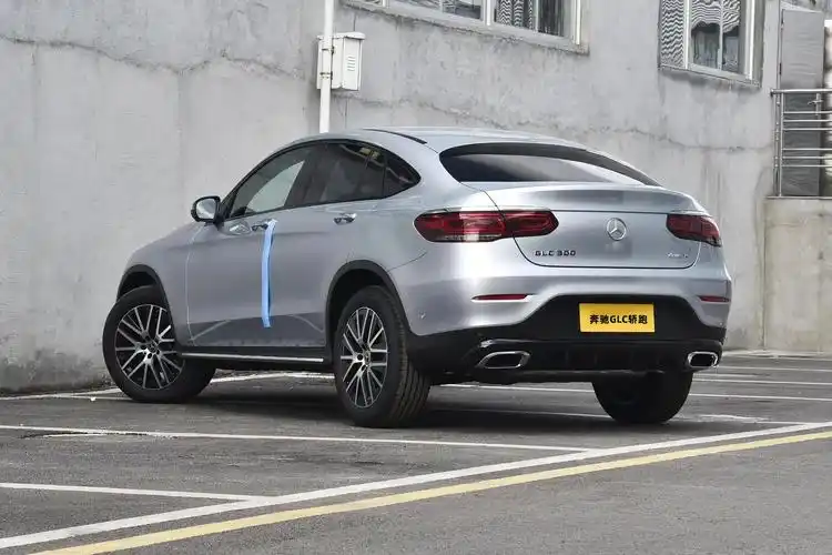 新款奔驰glc轿跑suv上市,增加行车记录仪,售价57.2万元