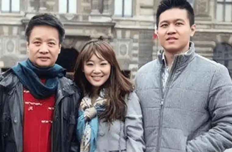 阎维文陪妻子抗癌32年女婿背景太强大难怪愿意把女儿嫁给他