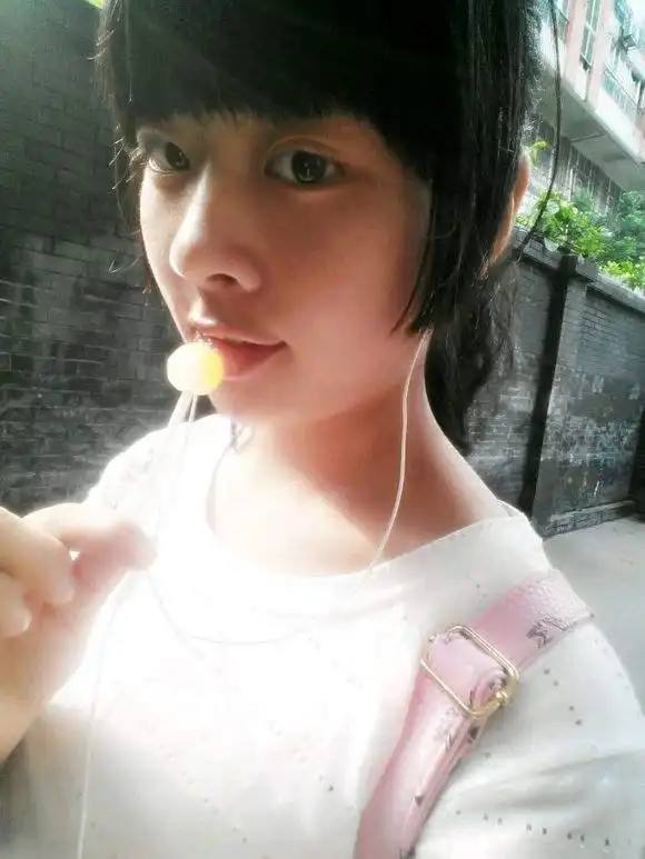 有种"网恋"叫做小学生,搞笑图片背后,隐藏着巨大的隐患