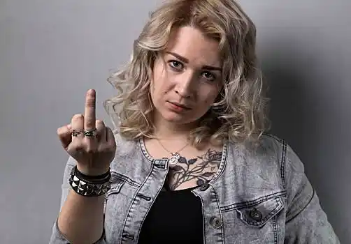 平静,金发,女人,中间,中指,白色背景,背景