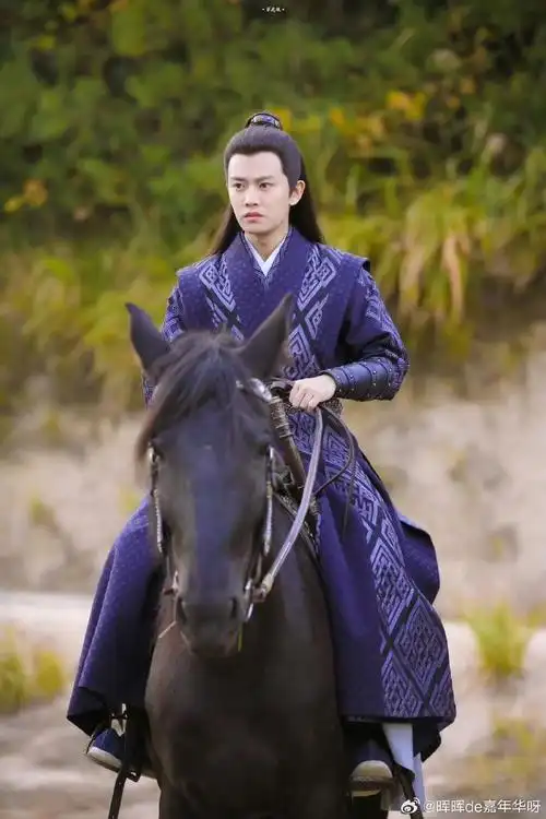 锦衣之下[超话]##任嘉伦陆绎##任嘉伦锦衣之下