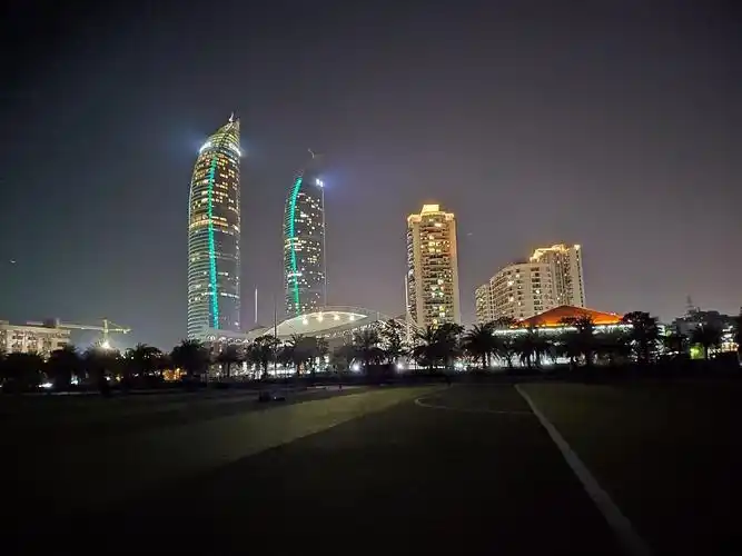 厦门的双子塔,夜晚的厦门也很美