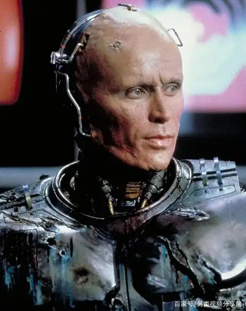 儿时的回忆:《机械战警》系列电影