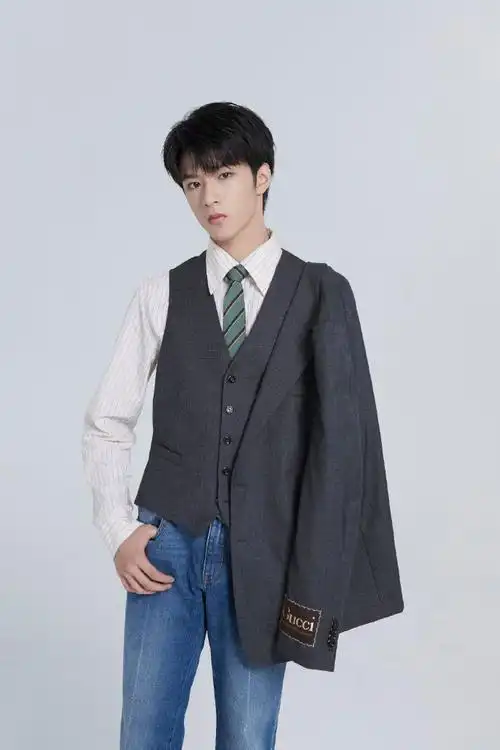 刘耀文0923生日快乐##刘耀文17岁生日庆生照