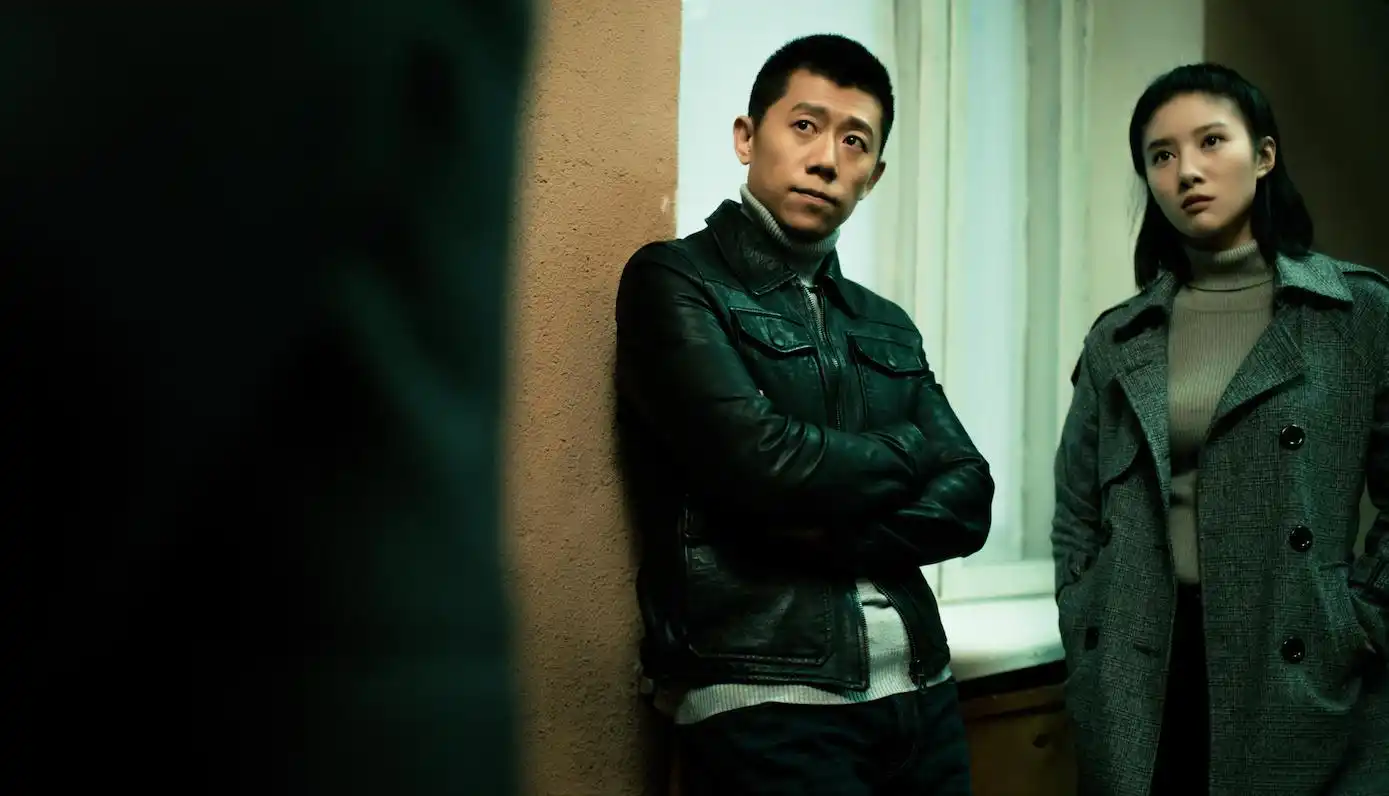 她是拳脚干脆利落的警花"大胸姐"林宇婧,是《莫斯科