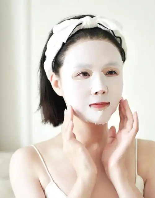 建议女人敷面膜的时候女人敷面膜好不好