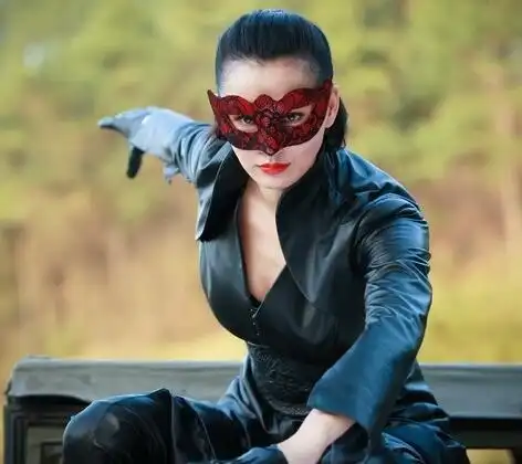 杀鬼子前要先涂口红?我不允许你没看过才女叶璇的"抗日神剧"