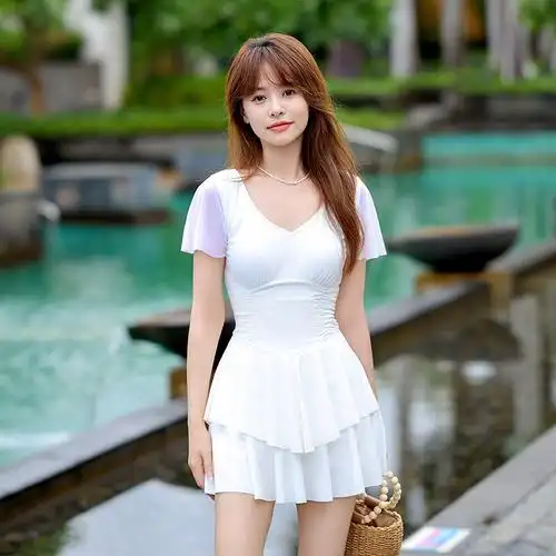 泳衣女款保守感连体裙游泳衣2024新款冬季泡温泉遮肚显瘦泳装