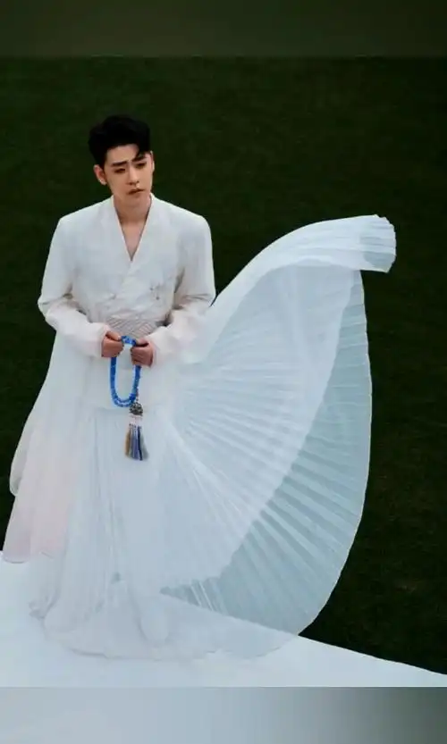 张云雷《百山图》四屏混剪,完美合轨,肌肉记忆太厉害了!